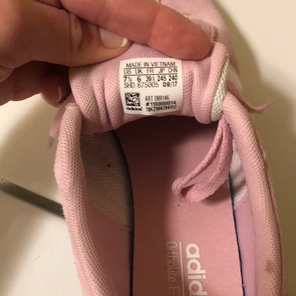 Adidas sneakers - Picture 3 of 6